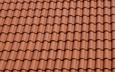 Tuiles, zinc, bac acier… quel matériau choisir pour sa toiture et pourquoi ?